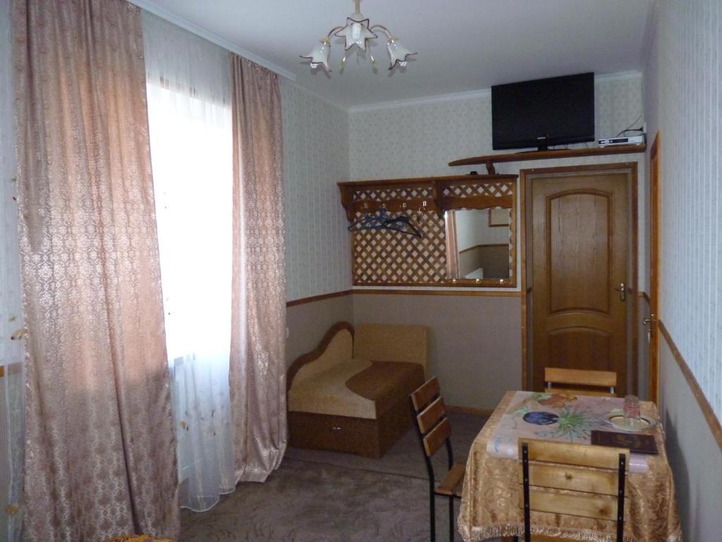 Villa Ruben Kamianets-Podilskyi Δωμάτιο φωτογραφία